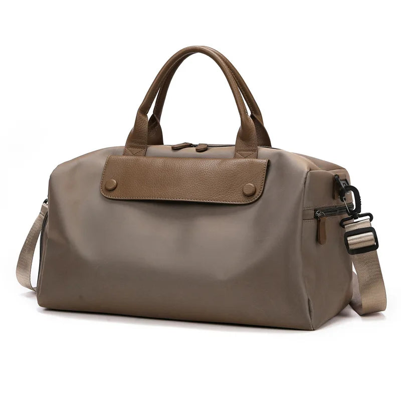 MONTRAVE Sport Duffel — Waterproof Gym Bag