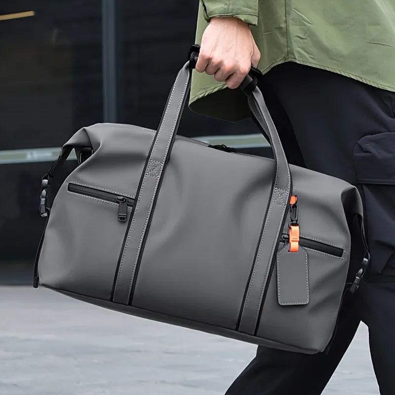 MONTRAVE Overnight Duffel — product view
