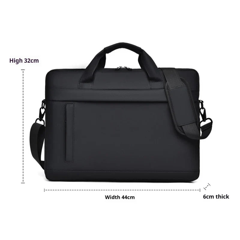 MONTRAVE Laptop Tote — product view