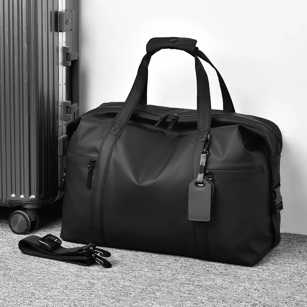 MONTRAVE Gym Duffel — product view